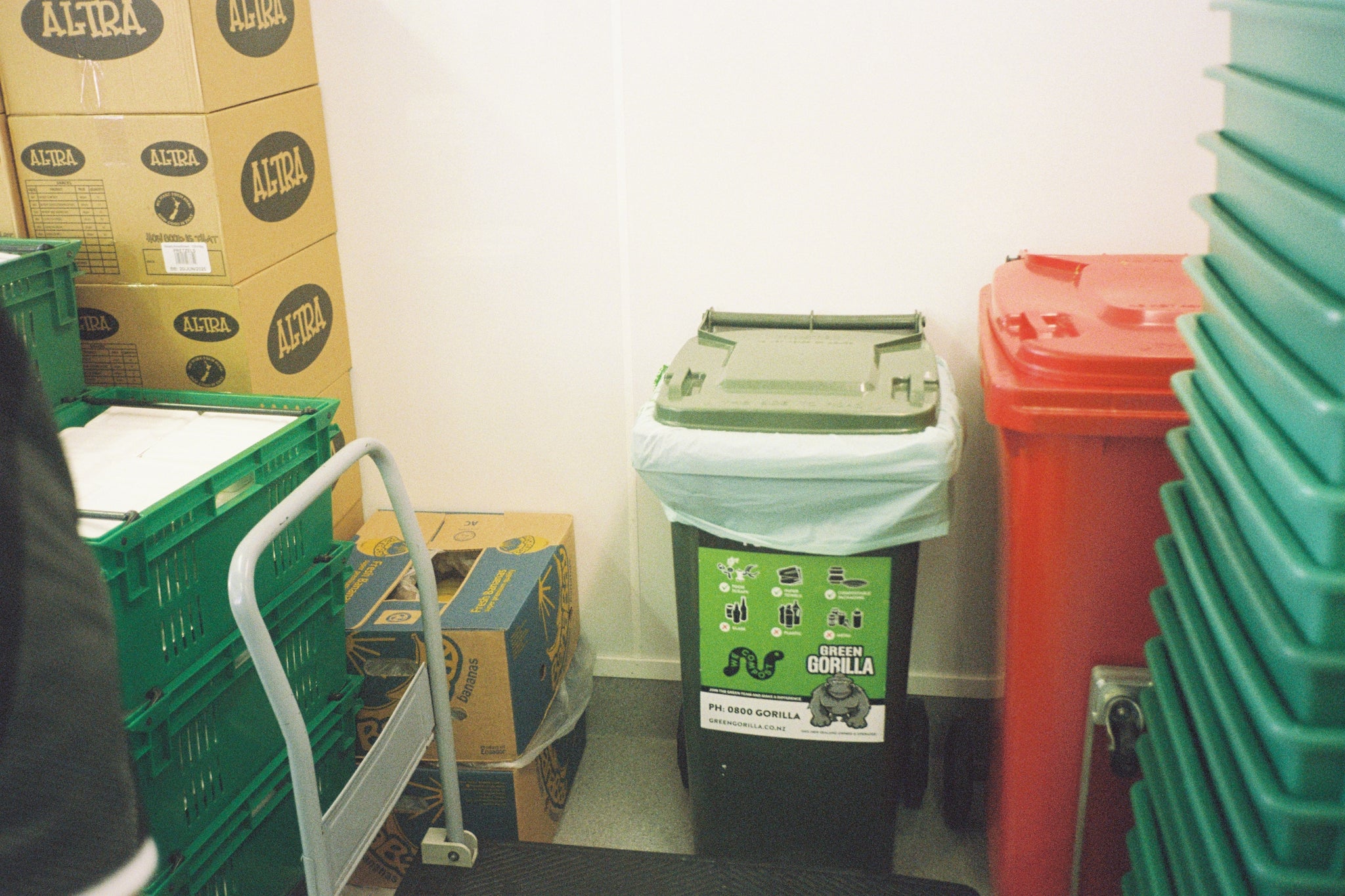 What's the difference between degradable and compostable packaging?